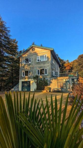 4 bedroom villa with garden near Chail Sanctuary